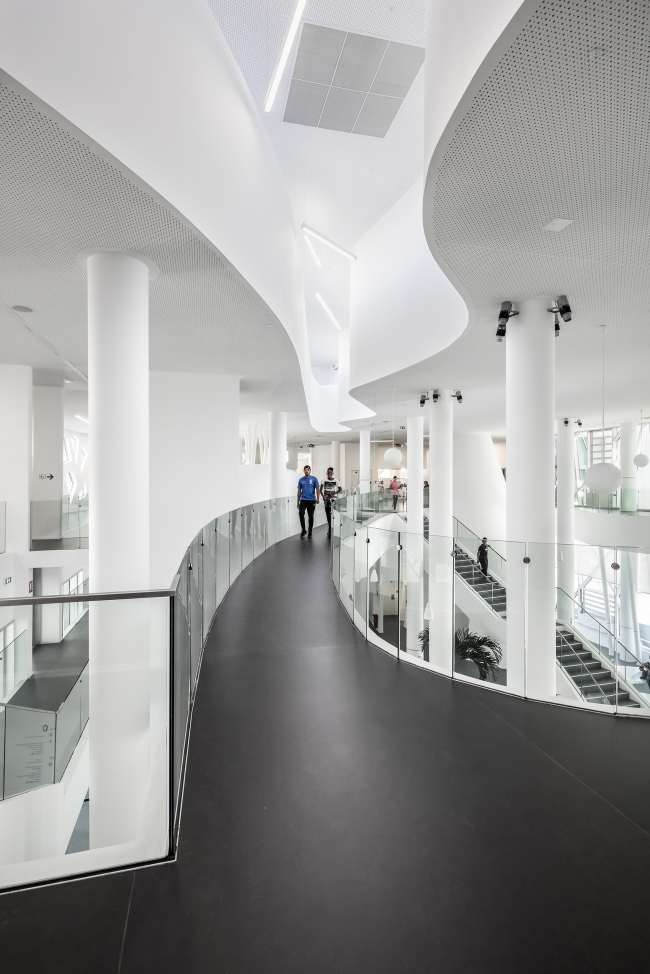 ��������� La Passerelle � Aldo Amoretti