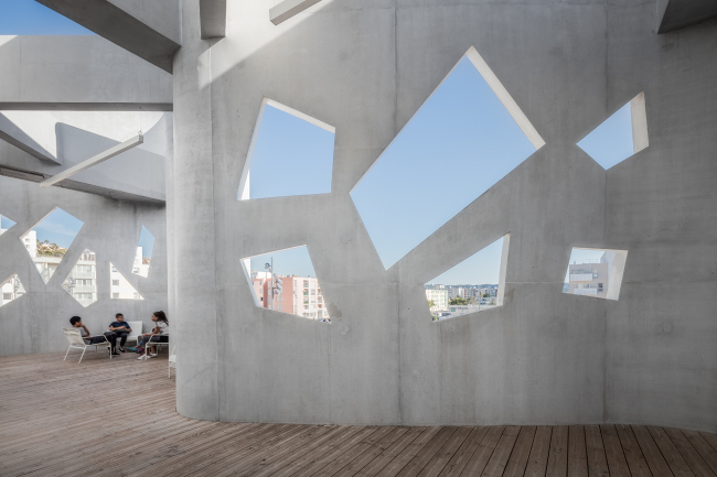 ��������� La Passerelle � Aldo Amoretti