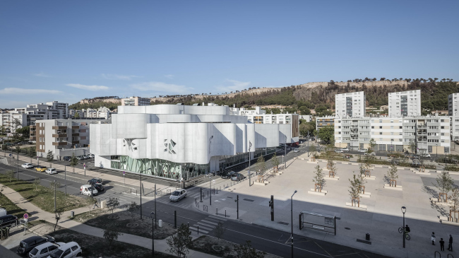 ��������� La Passerelle � Aldo Amoretti