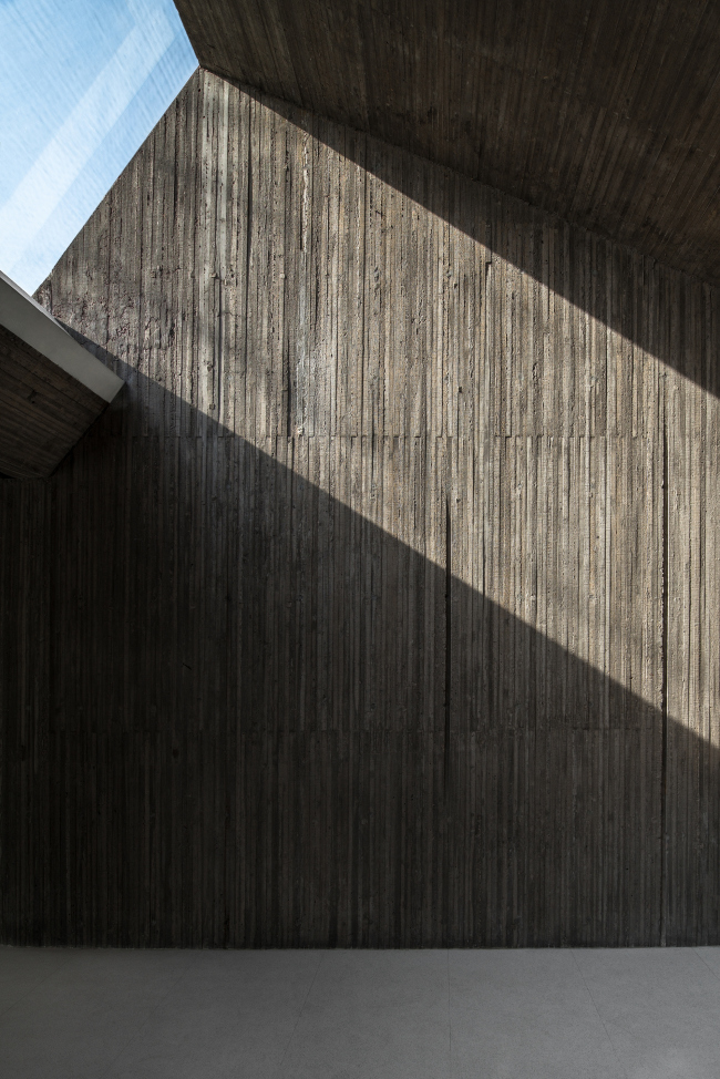 ���������� ���������� ����. ���������: Wang Ning, Jin Weiqi � Archstudio