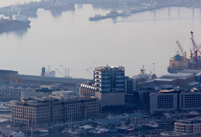 ����� ������������ ������������ ��������� ����� � Iwan Baan