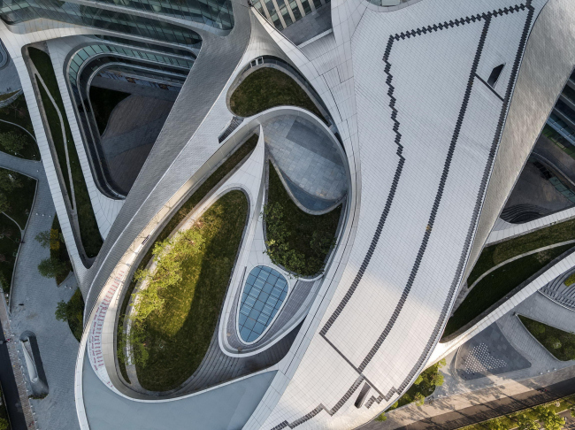 �������� Raffles City 