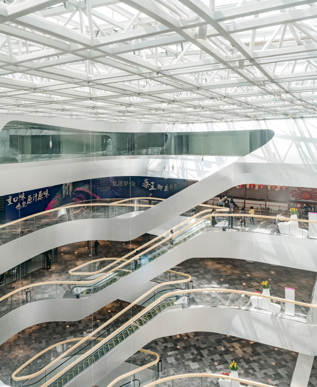 �������� Raffles City 