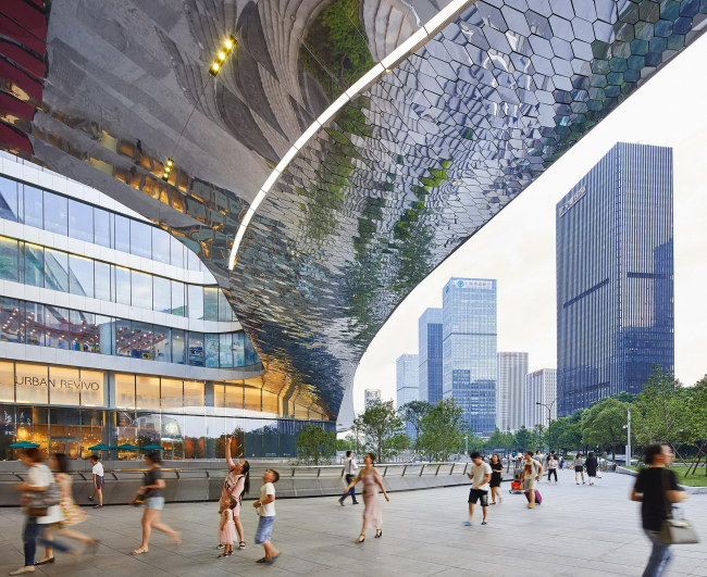 �������� Raffles City 