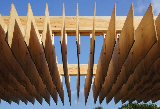 �������� ������ �������� (Sliced White). ���������� ������������� �������������� ������ ����� Art as Labour|����� � �������� ���������