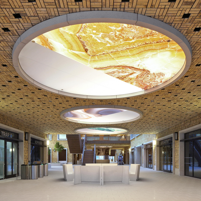 ������ ������� ��������� � Filip Dujardin