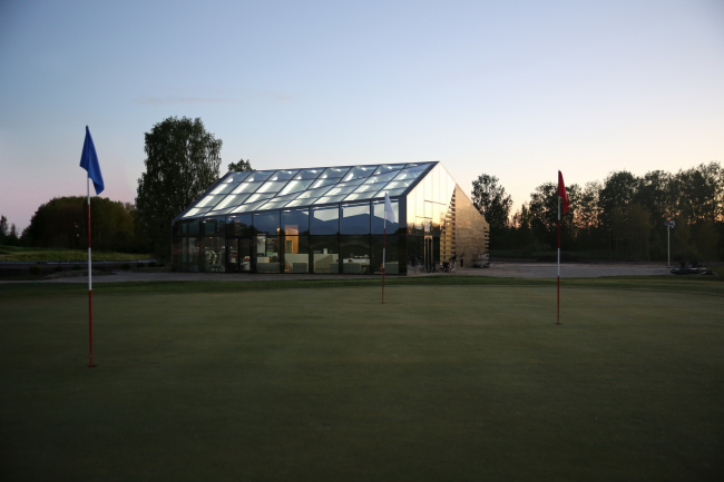 �����-���� Peterhof lakes course � �������������� ������ �����-���������� � ���� Arch group