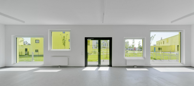 ����� �������� Zitronengelbe Häuser � David Frutos