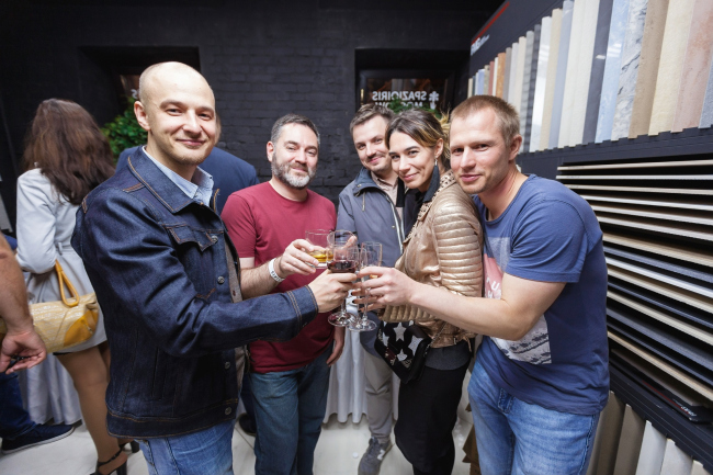 �������� ���-���� SPAZIOIRIS MOSCOW. ���������� � SPAZIOIRIS MOSCOW