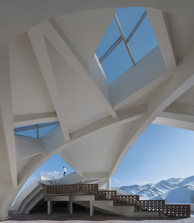 ��������� ���������, �����: Yao Li. ������ ����� �������� �������� � ��������� (�����) �����������: Xinjiang Wind Architectural Design & Research Institute