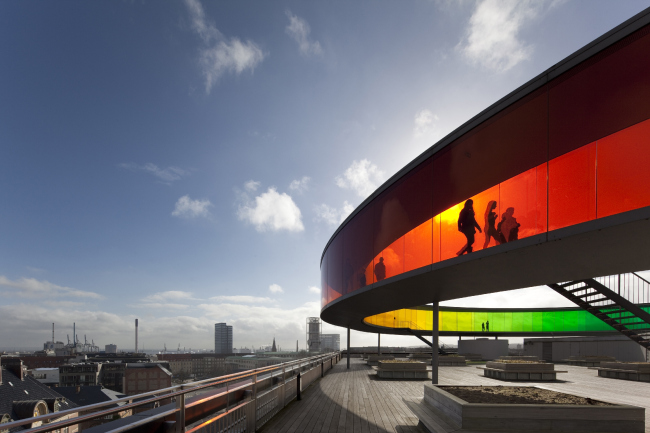 ��������� ������� � ��������, �����: David Borland. �������������� ����� ARoS � ������ (�����). �����������: schmidt hammer lassen / Olafur Eliasson