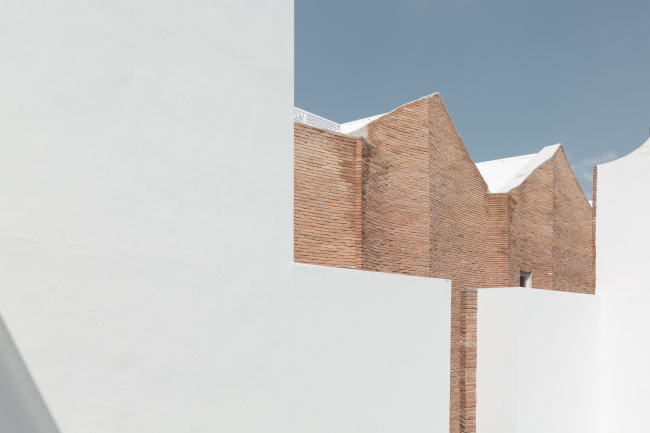 ��������� �������� ���, �����: Wison Tungthunya. ����� SALA Ayutthaya (�������, �������). �����������: Onion Co. Ltd