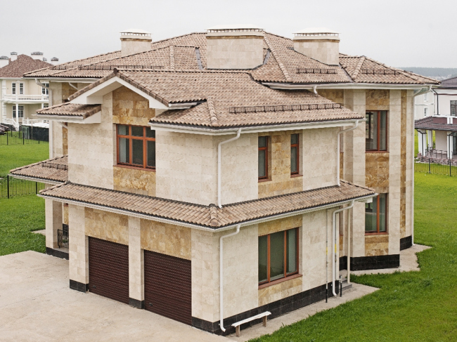 �� Millennium Park, ����������� ����� 23 ��, ������������� ������ � ���������� ������. ��������  ������������ �������� Cottosenese Francigena, Gallura.