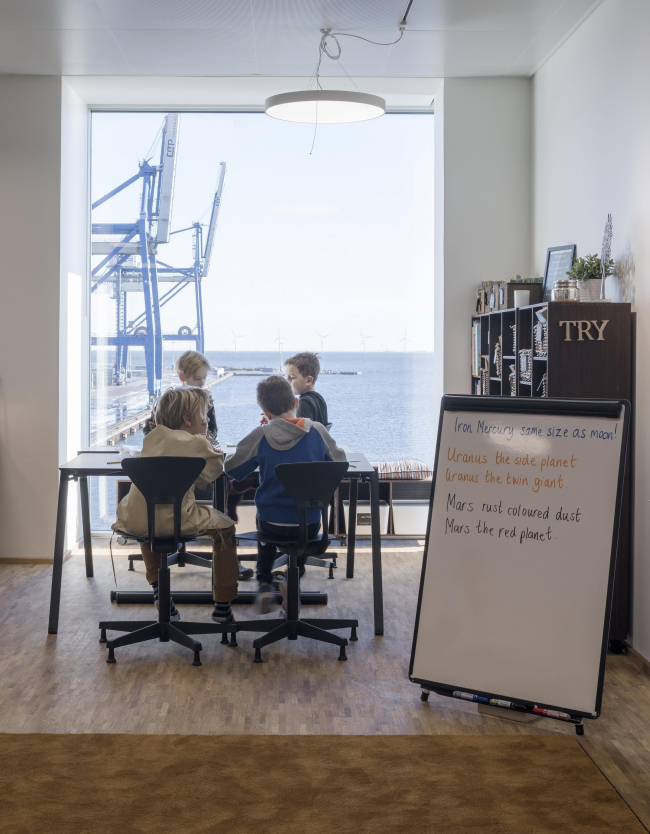 �������������� ������������� �����  � Adam Mørk