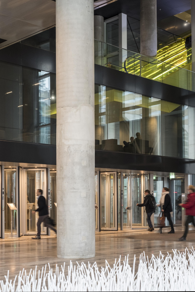 ���������������� ������ �� ����� ���������, 8. ���� � Nick Guttridge, ������������� OMA