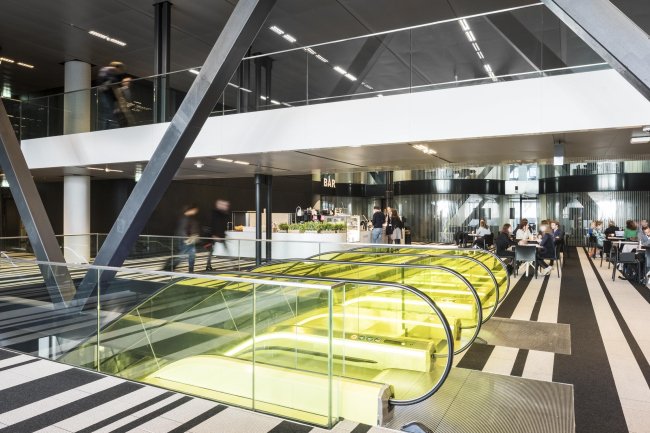 ���������������� ������ �� ����� ���������, 8. ���� � Nick Guttridge, ������������� OMA