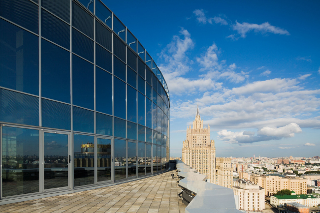 Azimut Hotel Smolenskaya � T+T Architects