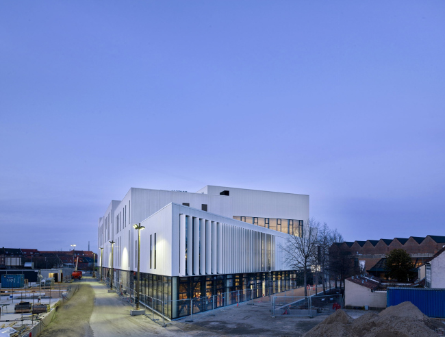 ���������� ����� Odeon � Kirstine Mengel