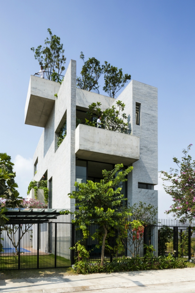 ��� Binh House (�������, �������). 
Vo Trong Nghia Architects. ����������� ������������� WAF