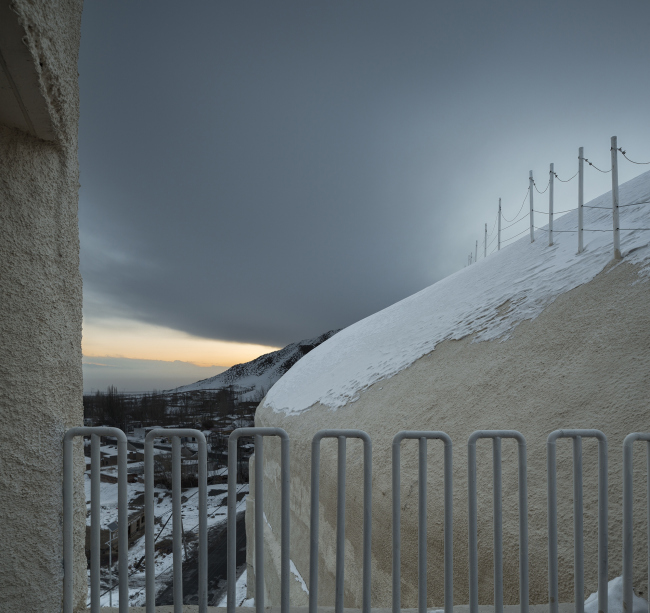 ����� �������� �������� �������� �  Yao Li