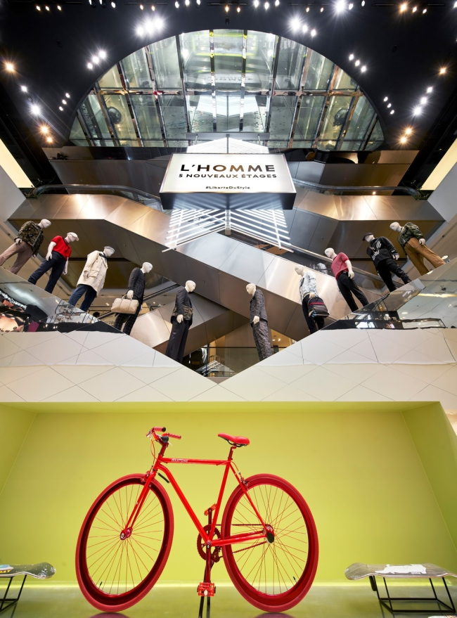 ������������ ����������� ��� ���������� Printemps Haussmann, ������ UUfie  �  Michel Denance