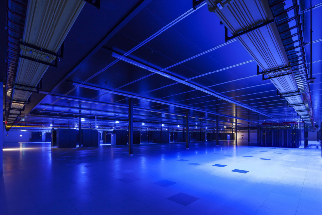 ����-����� AM4 �������� Equinix � Jannes Linders