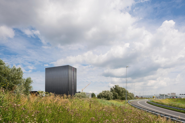 ����-����� AM4 �������� Equinix � Jannes Linders