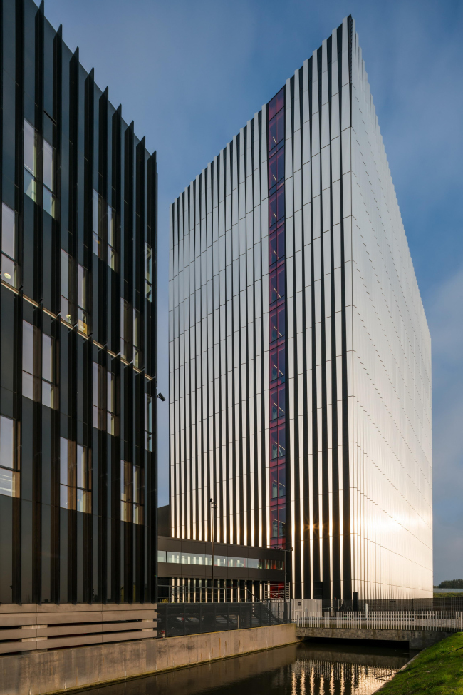 ����-����� AM4 �������� Equinix � Jannes Linders