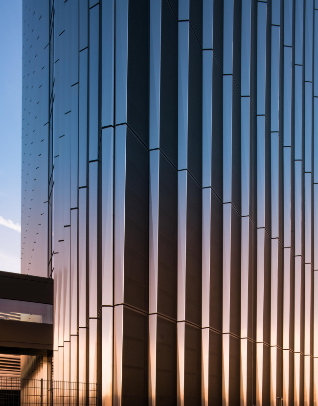 ����-����� AM4 �������� Equinix � Jannes Linders