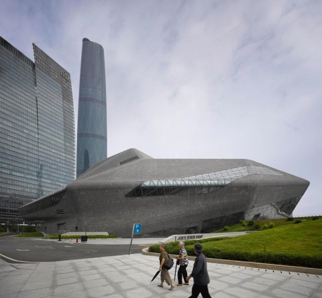������� ����� � ��������. Zaha Hadid architects. � Roland Halbe