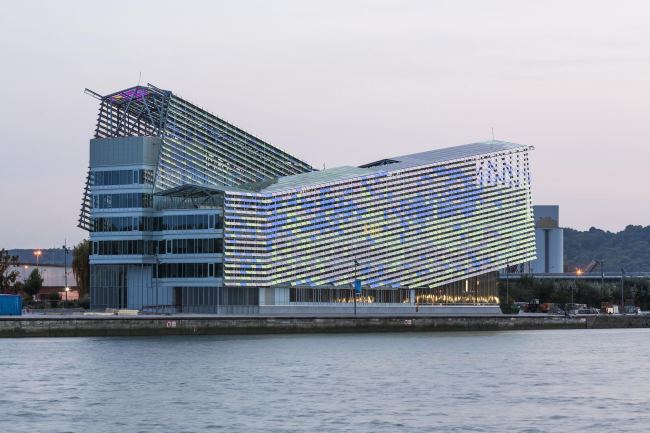 ����-�������� ���������� ����-��������� � Luc Boegly