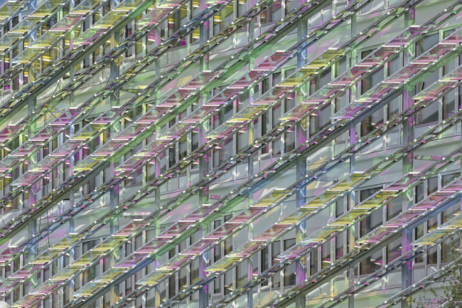 ����-�������� ���������� ����-��������� � Luc Boegly