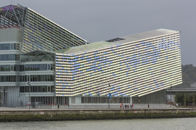 ����-�������� ���������� ����-��������� � Luc Boegly