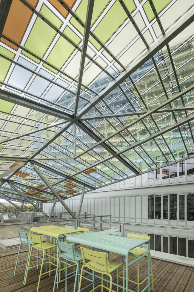 ����-�������� ���������� ����-��������� � Luc Boegly