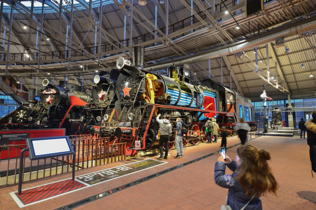 The Central Museum of the Oktyabrskaya Railway. Interactive model of a steam engine  Studio 44