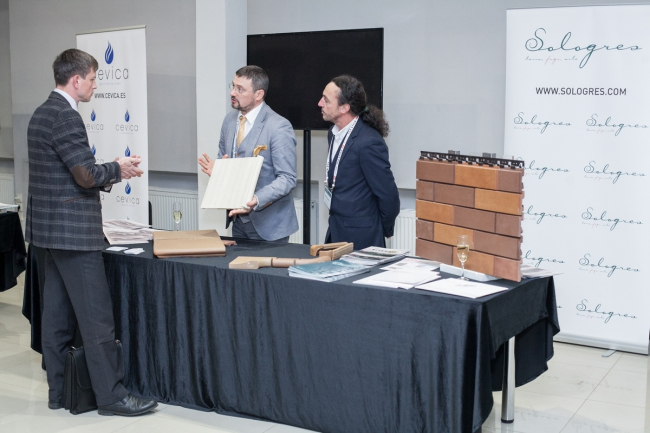 ������� �Tile of Spain: ��������� ������������ � ������. ���������� �������������  ���������� �����-�����