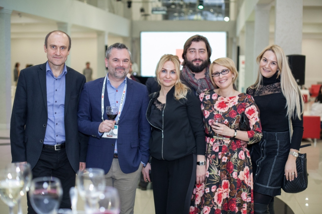 ������� �Tile of Spain: ��������� ������������ � ������. ���������� �������������  ���������� �����-�����