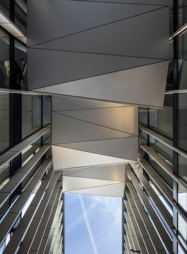 �������� �� �������-����, 79-86 � Marcus Peel