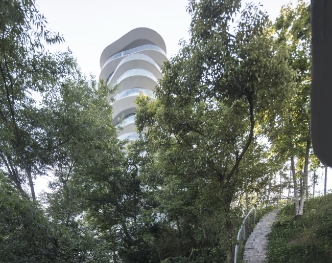 ����� �������� �������� ���� ��������� � Laurian Ghinitoiu