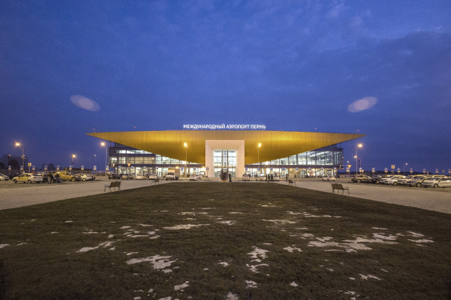 Новый пассажирский терминал аэропорта в Перми, 2013-2017 