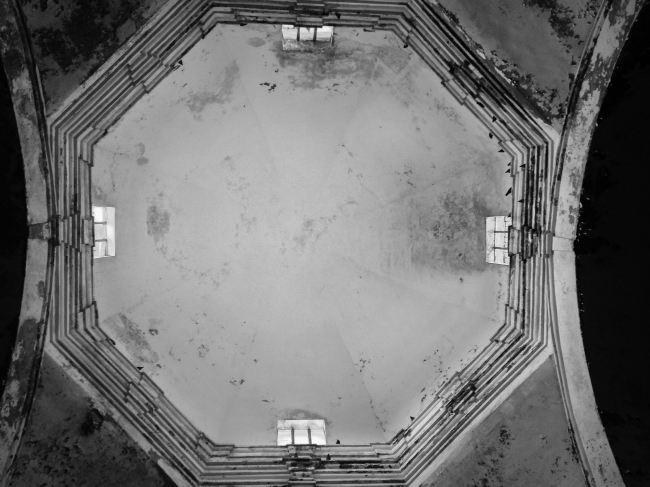 ������� ��������� �����-������� �� ������������� � Roberto López / Legorreta