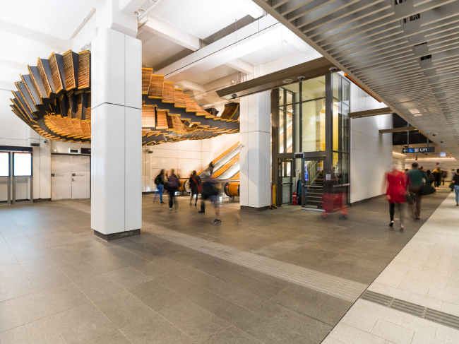 ������ Interloop (2017) �� ������� Wynyard, ������. ����� ���� ���� � Josh Raymond