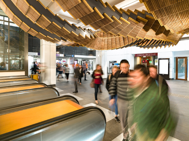 ������ Interloop (2017) �� ������� Wynyard, ������. ����� ���� ���� � Josh Raymond