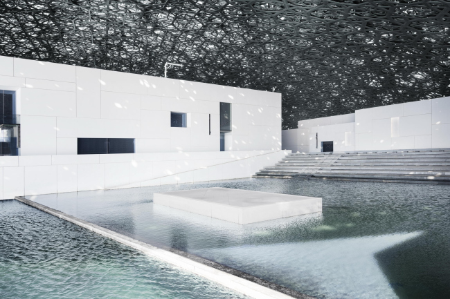���� ���-����. � Louvre Abu Dhabi, ����: Mohamed Somji