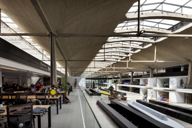 ������ �����������-��������� Station F  � Patrick Tourneboeuf