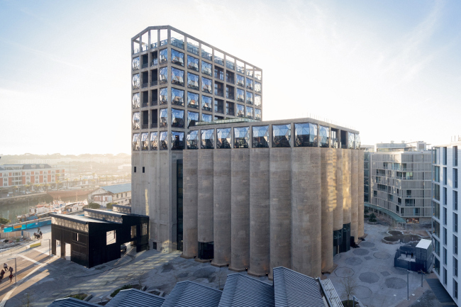 Zeitz Museum     , .    (Thomas Heatherwick). Ivan Baan