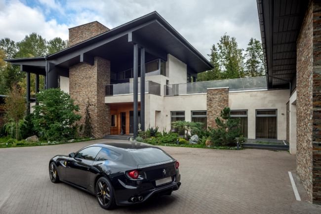 Wing-house in the Moscow area. Architect: Roman Leonidov � Studio of Roman Leonidov