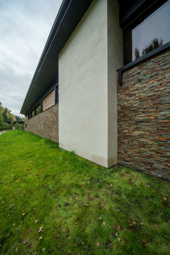 Wing-house in the Moscow area. Architect: Roman Leonidov � Studio of Roman Leonidov