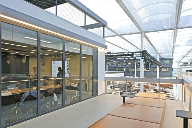 ���������� ������� École Centrale Paris. ���� � Philippe Ruault, ������������� OMA