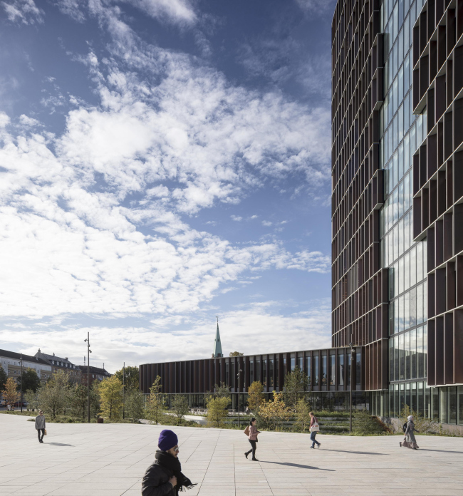 ����� Maersk, ������ ���������� ����������� ���� ��������������� ������������ � Adam Mørk